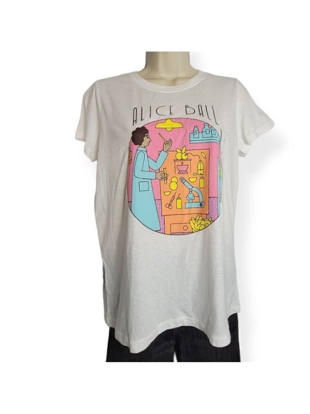 Rebel Girl Alice Ball Graphic Tee Medium